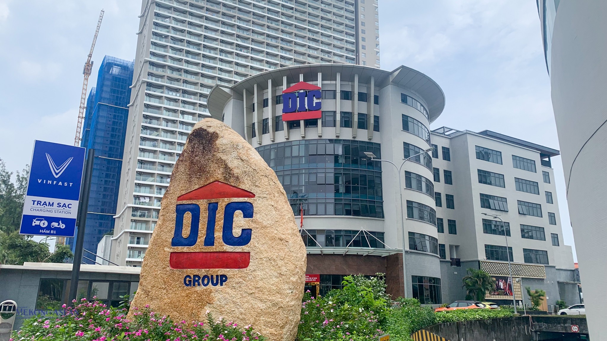 dig-dic-corp20241030111605-1765871802.jpg