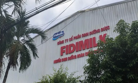Phát hiện gần 25 tấn sữa bột nghi là hàng giả tại Long An liên quan đến công ty Fidimilk