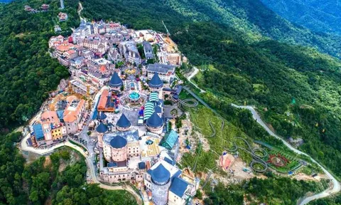 Vì sao Cáp treo Bà Nà vừa tăng vốn mạnh vừa tăng vay ngân hàng?