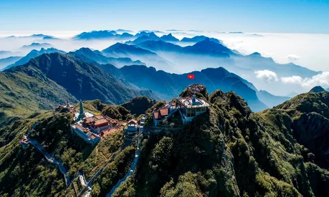 Nợ thuế hàng trăm tỷ, Sun Group và FLC đang đối mặt điều gì?