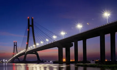 Sau hơn 1 tháng thi công, cầu Phú Mỹ chuẩn bị thông thoáng trở lại