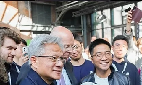 Agile Robots ra mắt robot hình người Agile ONE SN tại NVIDIA GTC Berlin, đồng thời thử nghiệm ứng dụng robot hình người cùng Audi